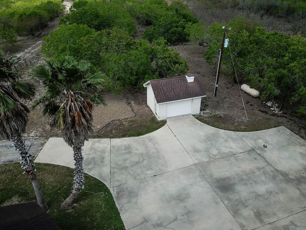 Glasscock Ranch: 20680 McMurray Ln, Mathis, TX 78368